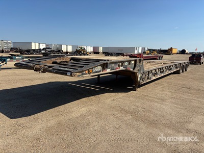 2019 Matrixx 55 ft Tri/A Folding Neck Trailer