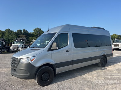 2025 Mercedes-Benz SPRINTER Cargo Van