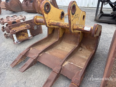 54x50PAV 53 in Digging Excavator Crusher Bucket - Fits Volvo EC460