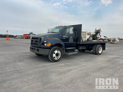 Geoprobe 6600 on 2005 Ford F-750 XL 4x2 Boorwagen