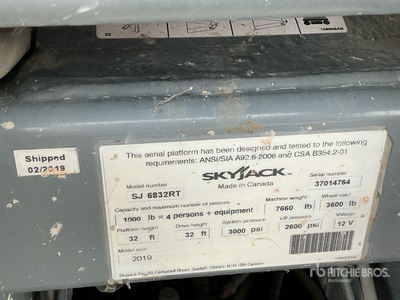 2019 Skyjack SJ6832 Ascenseur à ciseaux (Inoperable)