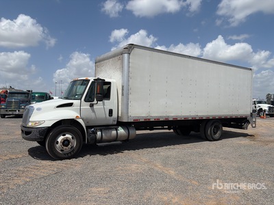 2019 International 4300 4x2 Camion fourgon