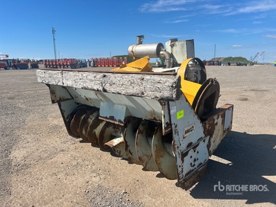 Twin Disc C111E4-RG3 8 ft 5 in منفاخ الثلوج