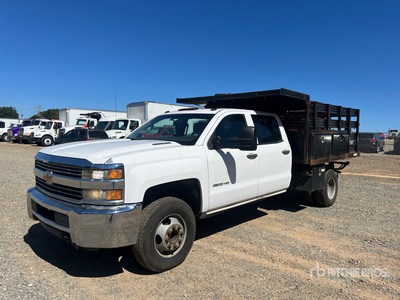 2015 Chevrolet Silverado 2500HD 4x2 Crew Cab Pritsche-Lkw