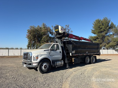 2016 Palfinger M13A80 8500 lb Straight Boom on 2018 Ford F-750 6x2 Camion à grappin