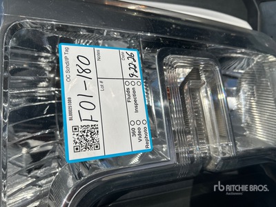 2018 Ford F-450 4x2 Crew Cab Camión volquete