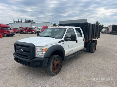 2016 Ford F-450 XL 4x2 Crew Cab Camion à benne