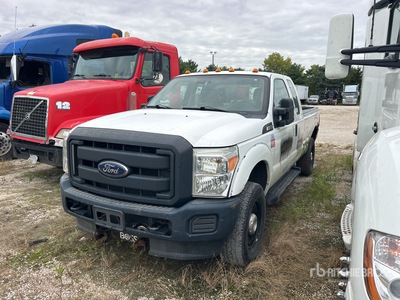 2016 Ford F-350 4x4 Extended Cab Pickup