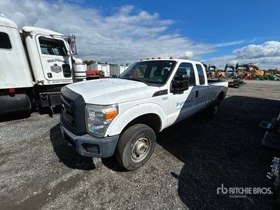 2016 Ford F-350 XL 4x4 Extended Cab Pickup