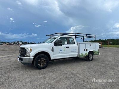 2019 Ford F-250 XL 4x2 Extended Cab Camión Utilitario