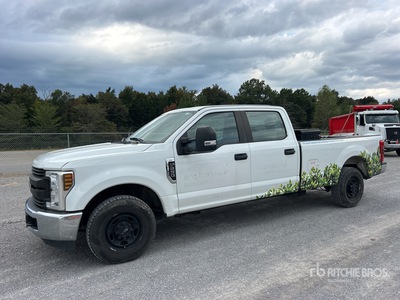 2019 Ford F-250 4x2 Crew Cab Pickup
