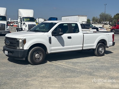 2018 Ford F-250 XL 4x2 Extended Cab Pickup