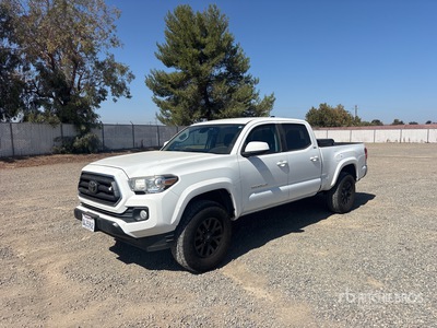 2020 Toyota Tacoma SR5 4x2 Crew Cab Pick Up