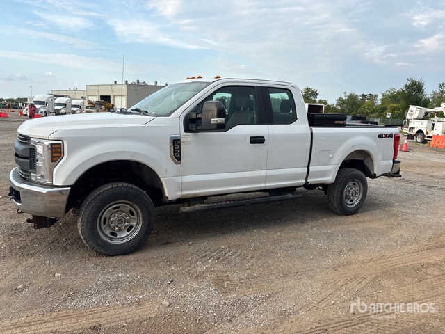 2018 Ford F-250 4x4 Extended Cab Pickup
