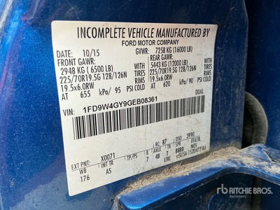 2016 Ford F-450 4x2 Crew Cab Flatbed Tipper Truck