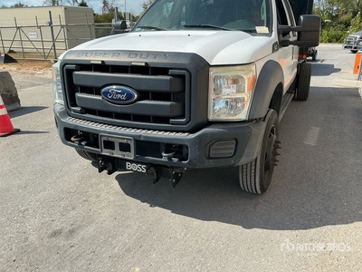 2016 Ford F-450 4x2 Crew Cab Flatbed Tipper Truck