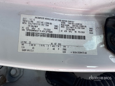 2018 Ford F-450 4x2 Crew Cab Wywrotka z platformą