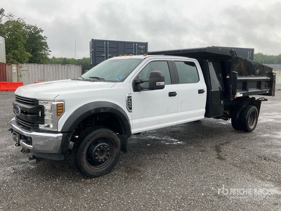 2019 Ford F-450 4x2 Crew Cab S/A Dump Truck