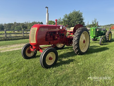 Cockshutt 30 2WD Antique Tractor
