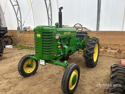 John Deere M 2WD Antique Tractor
