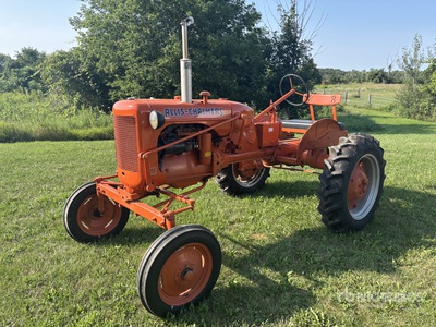 Allis Chalmers C 2WD Tractor histórico