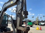 Hydraulics with Bucket Cylinder