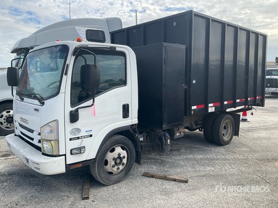 2016 Isuzu NRR 4x2 Camion à benne basculante