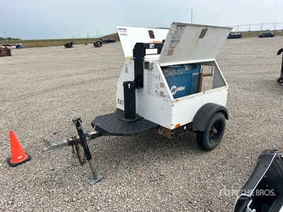 Miller Electric Trailerblazer 330EFI 330 A Mobile Stick معدة لحام بمحرك
