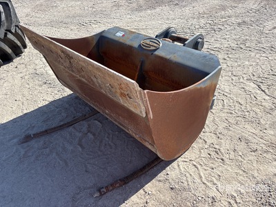 Strickland 60 in Hydraulic Tilting Excavator Bucket - Fits 320/210
