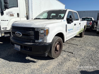 2018 Ford F-250 XL 4x2 Crew Cab Pick-up