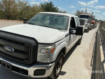2016 Ford F-250 4x2 Crew Cab Pickup