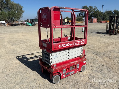 2019 MEC 1330SE Electric Scissor Lift