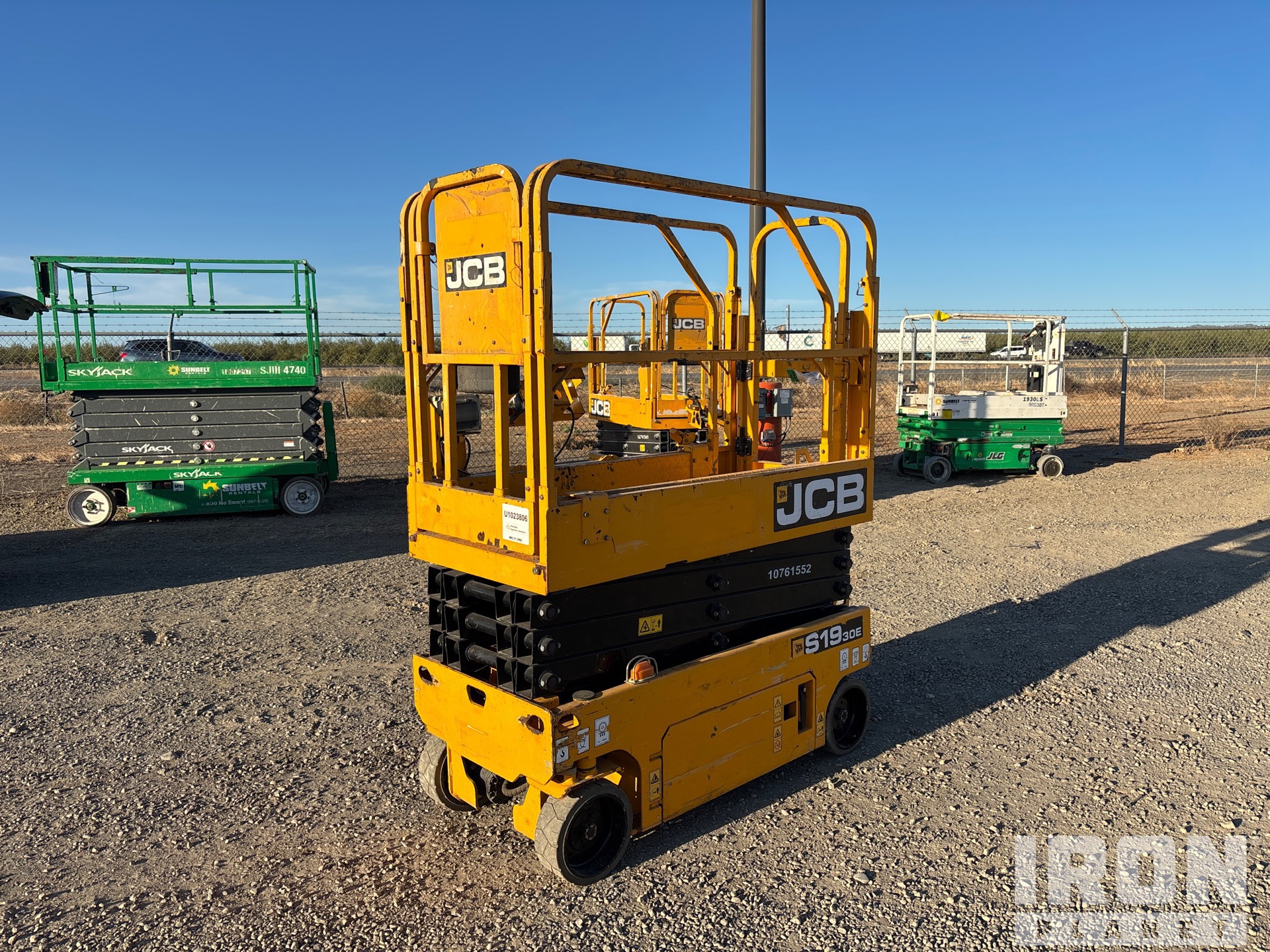 2018 JCB S1930E Electric Scissor Lift