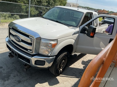 2015 Ford F-250 4x4 Extended Cab Pickup
