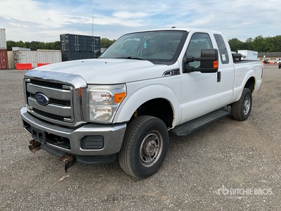2015 Ford F-250 4x4 Extended Cab Pickup