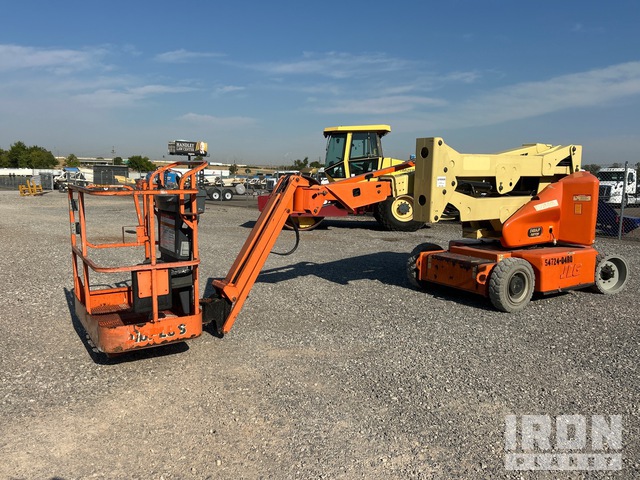 Articulating Boom Lifts
