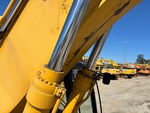 Hydraulics with Ausleger Hubzylinder
