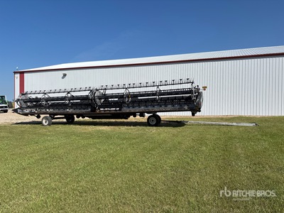 2022 MacDon FD240 40 ft Flex Draper Combine Header