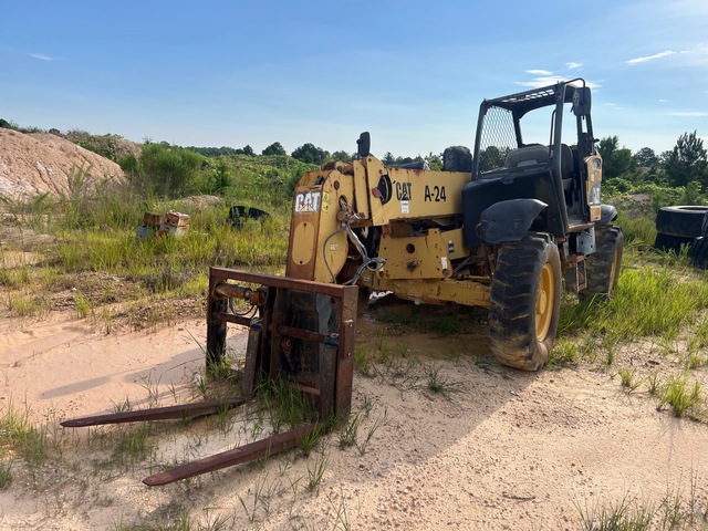 2005 Cat TH360B Telehandler (Inoperable)