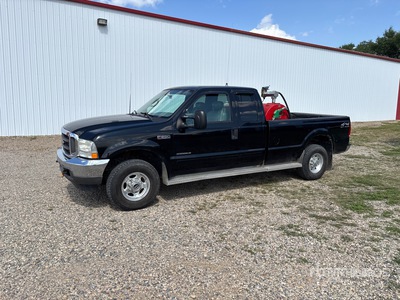 2002 Ford F-250 Lariat 4x4 Extended Cab Pickup