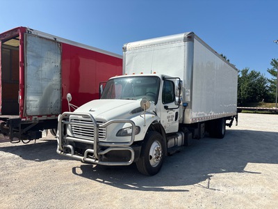 2020 Freightliner M2106 4x2 Furgoneta caja cerrada