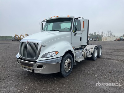 2015 International ProStar+ 122 6x4 Ciągnik siodłowy T/A z kabiną dzienną