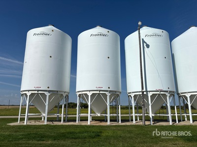 Meridian M1620 +/- 4100 bu Smooth Wall Grain Bin