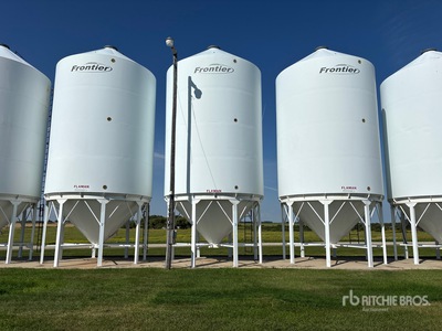Meridian M1620 +/- 4100 bu Smooth Wall Grain Bin