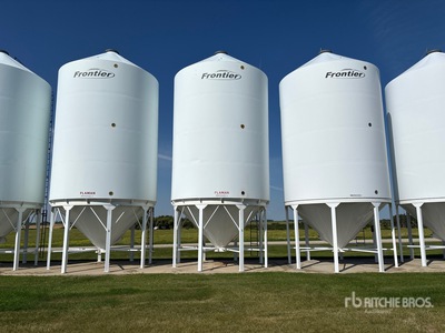 Meridian M1620 +/- 4100 bu Smooth Wall Grain Bin
