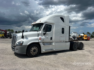 2019 Freightliner Cascadia 125 6x4 Ciągnik siodłowy T/A z kabiną sypialną