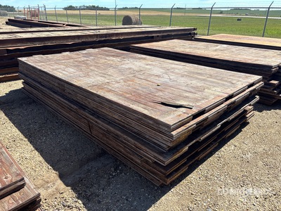 Quantity of (10) 7 ft x 12 ft 9 in Wood Access Rig سطح
