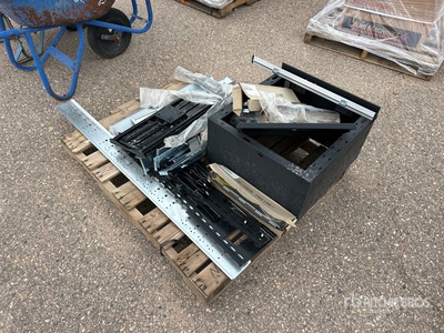 Quantity of Mounting Brackets 家具