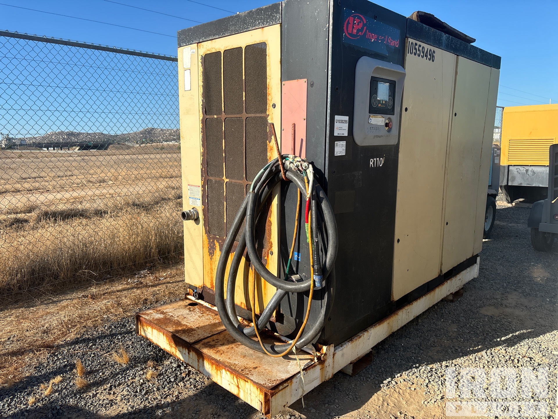 2017 Ingersoll Rand R1101-A-125PSI 690 cfm Skid-Mounted Air Compressor