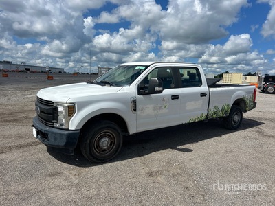 2018 Ford F-250 4x2 Crew Cab Pickup